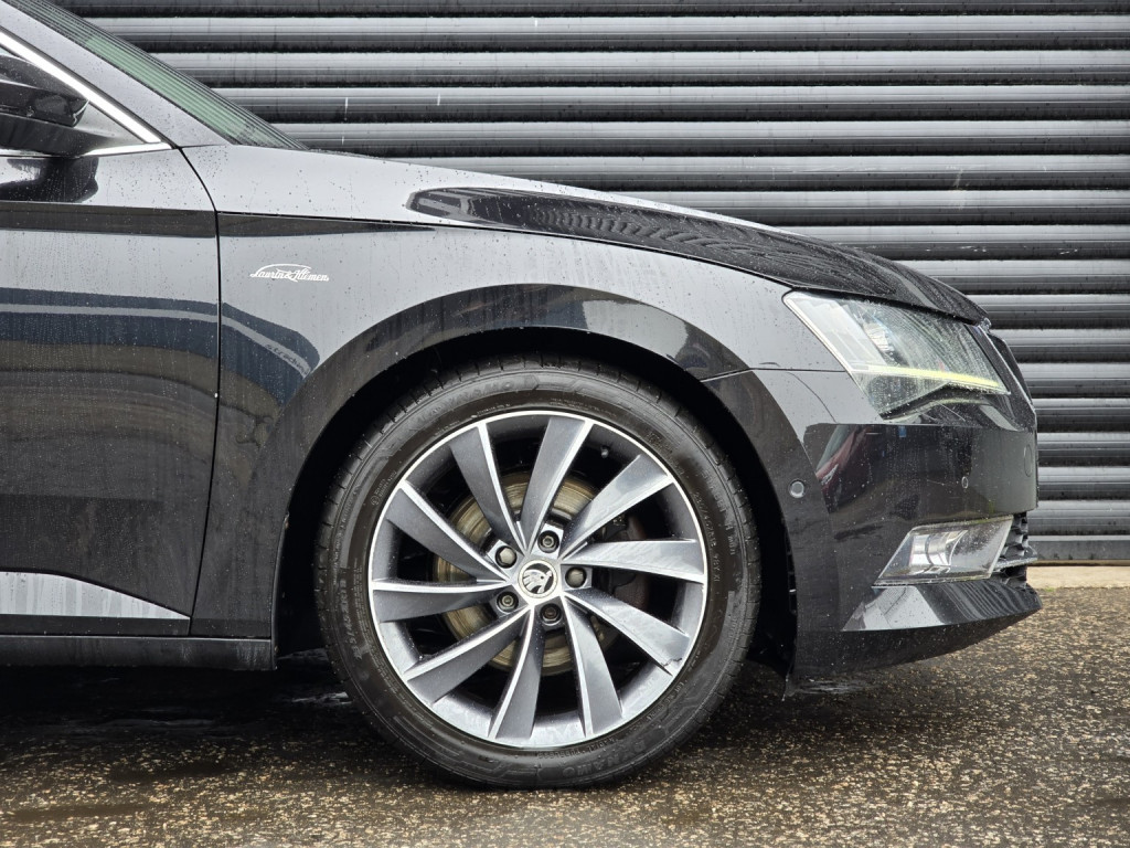 Skoda Superb - Image 9