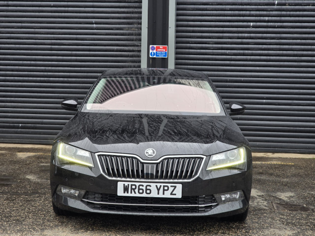 Skoda Superb - Image 20