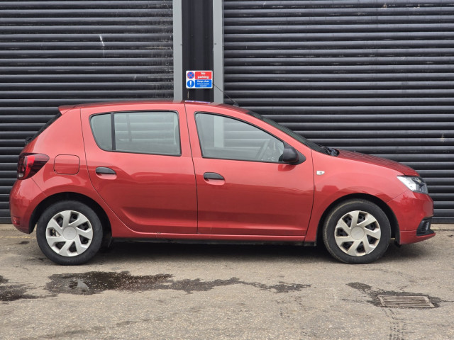 Dacia Sandero - Image 17