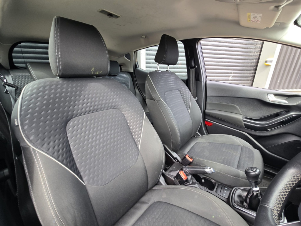 Ford Fiesta - Image 6