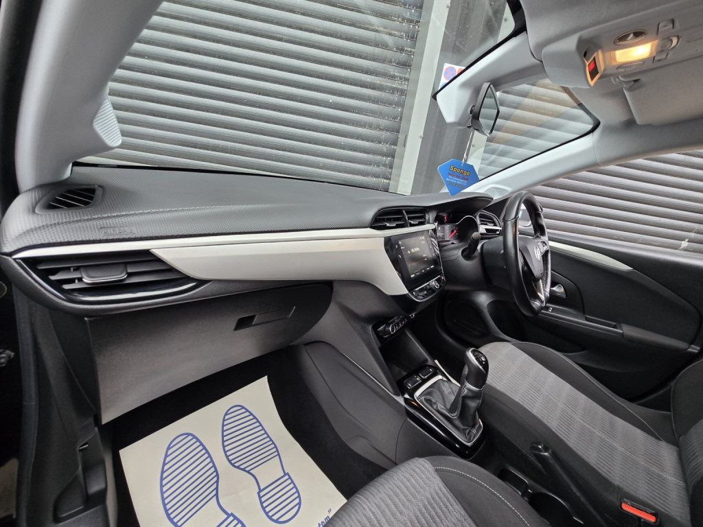 Vauxhall Corsa - Image 11