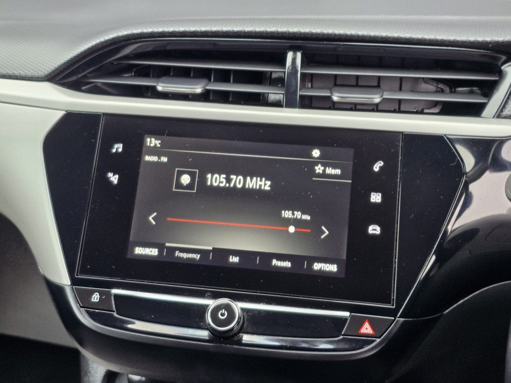 Vauxhall Corsa - Image 12
