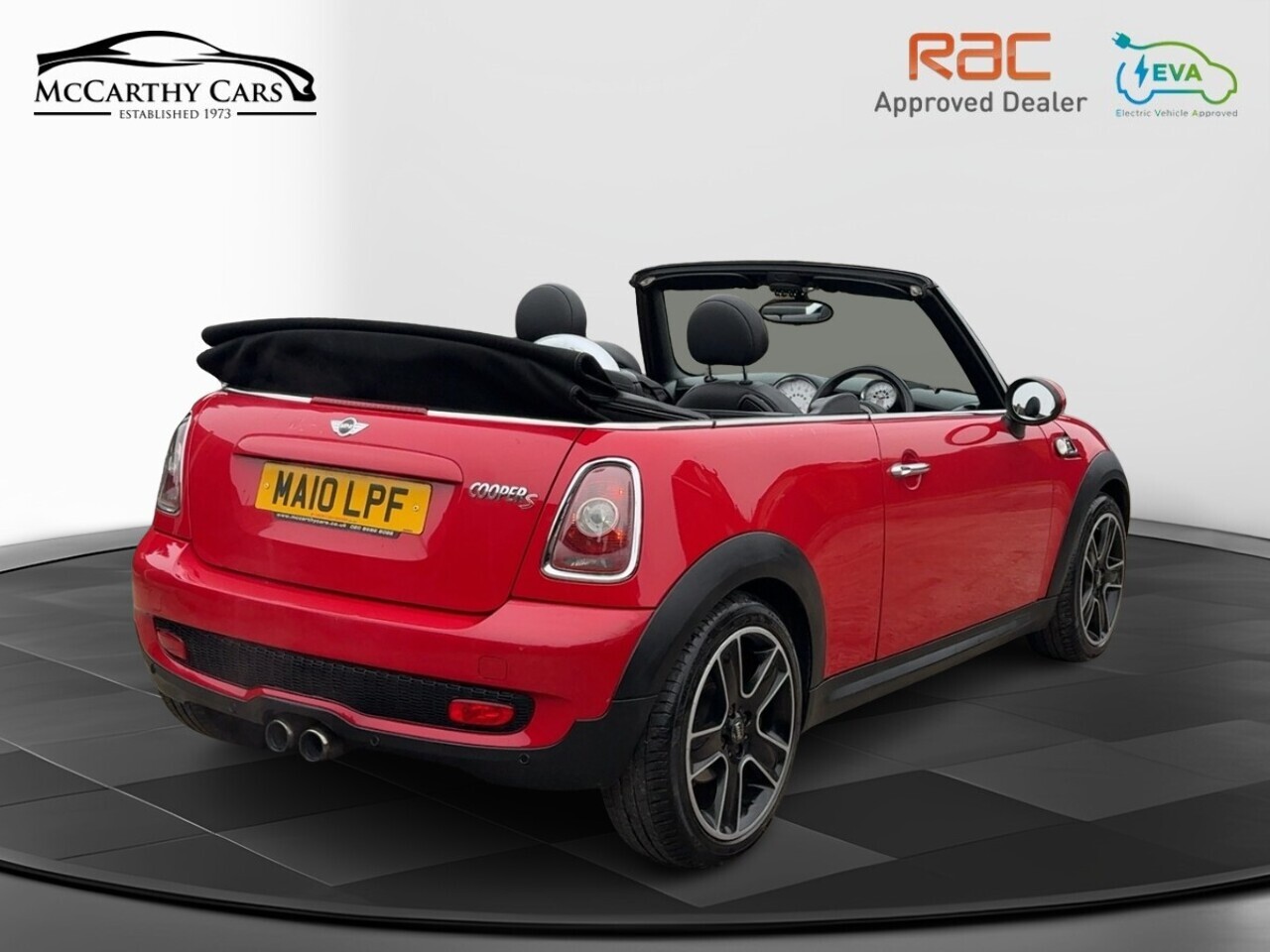 Mini Convertible Cooper S - Image 12