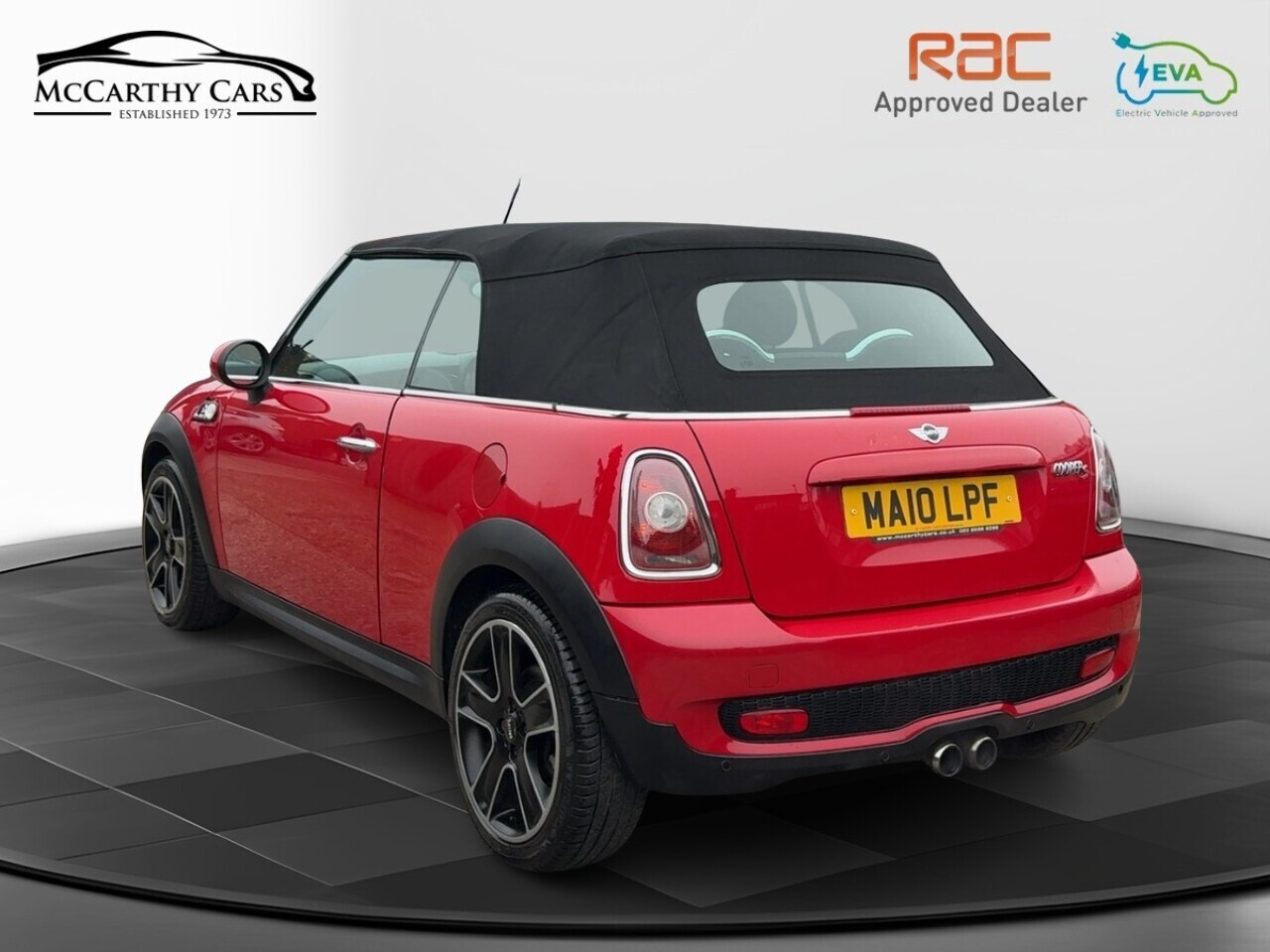 Mini Convertible Cooper S - Image 17