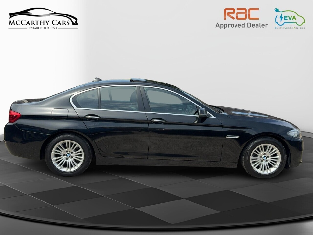 Bmw 5 Series 520I Se - Image 20