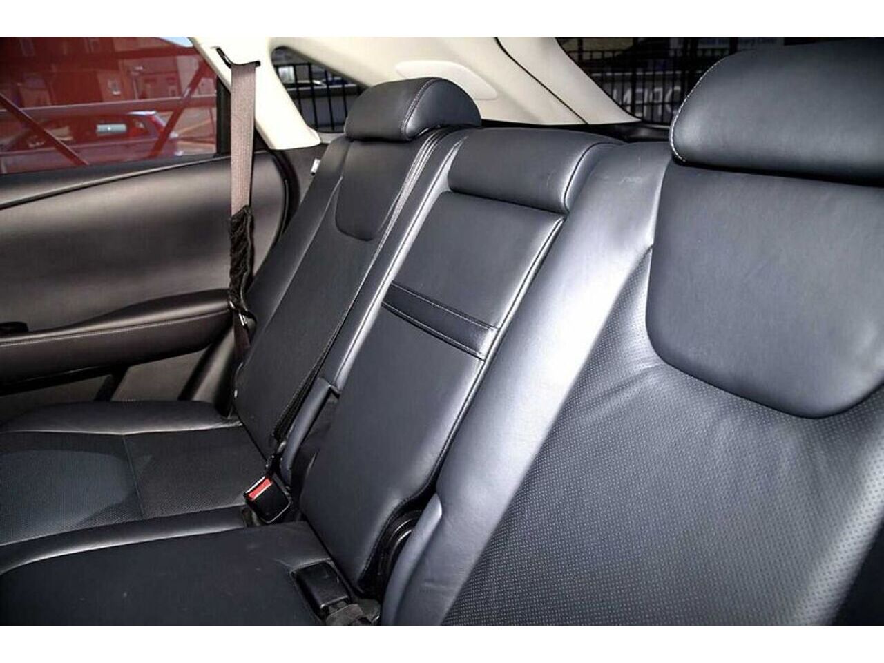 Lexus Rx 450H Advance - Image 13
