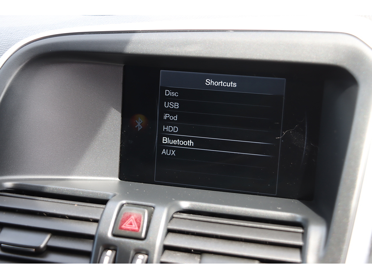 Volvo Xc60 D5 R Design Nav - Image 7