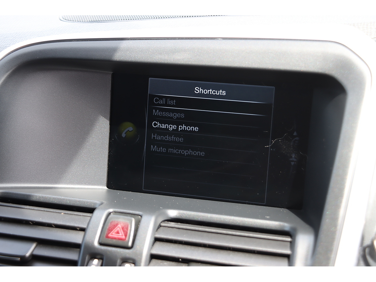 Volvo Xc60 D5 R Design Nav - Image 8