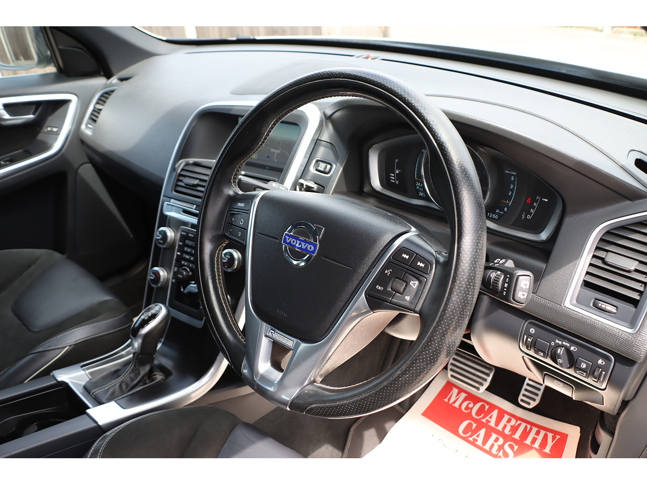 Volvo Xc60 D5 R Design Nav - Image 19