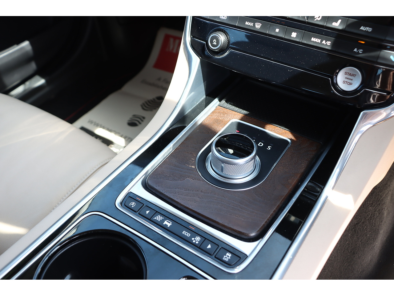 Jaguar Xe Gtdi Prestige - Image 14