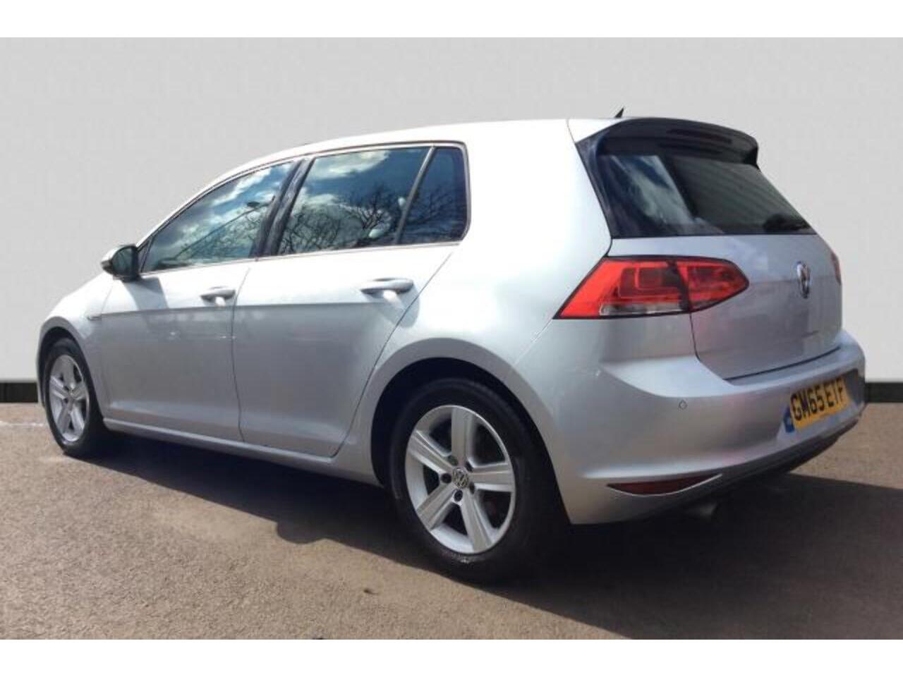 Volkswagen Golf Tsi Match Edition Bluemotion - Image 4
