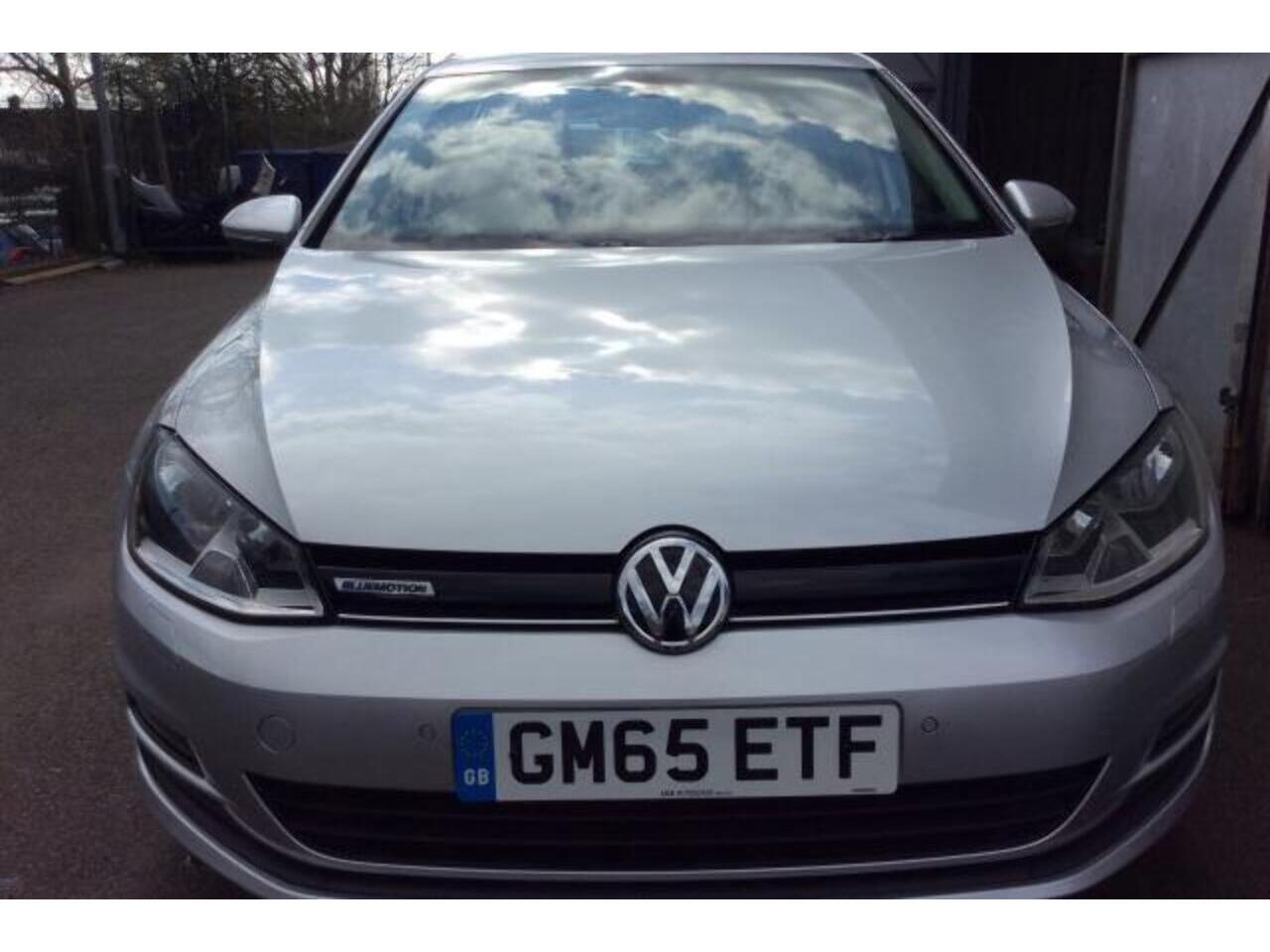 Volkswagen Golf Tsi Match Edition Bluemotion - Image 8