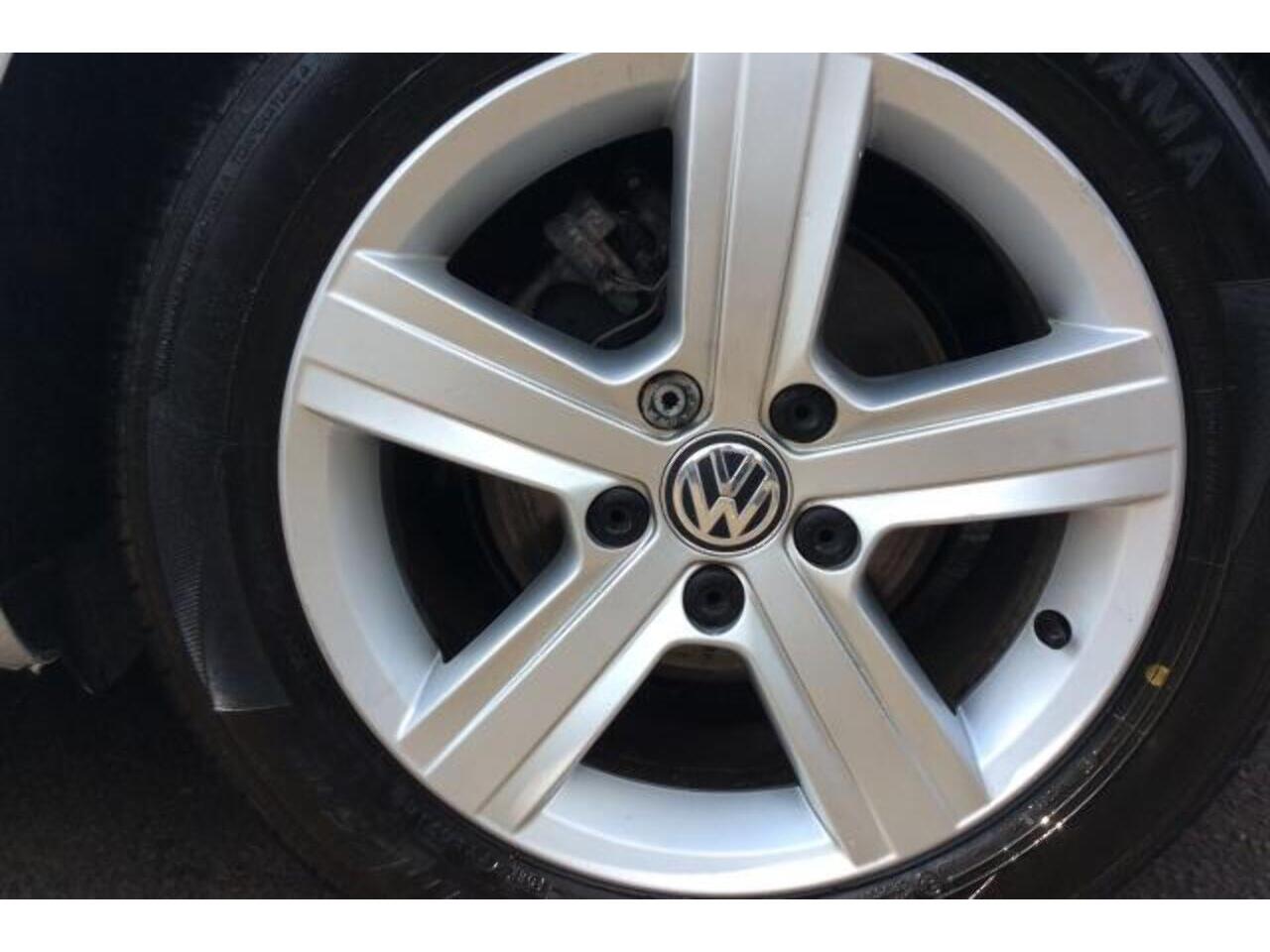 Volkswagen Golf Tsi Match Edition Bluemotion - Image 12