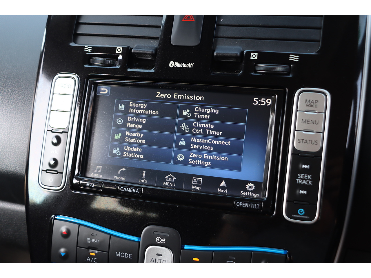 Nissan Leaf Tekna - Image 12