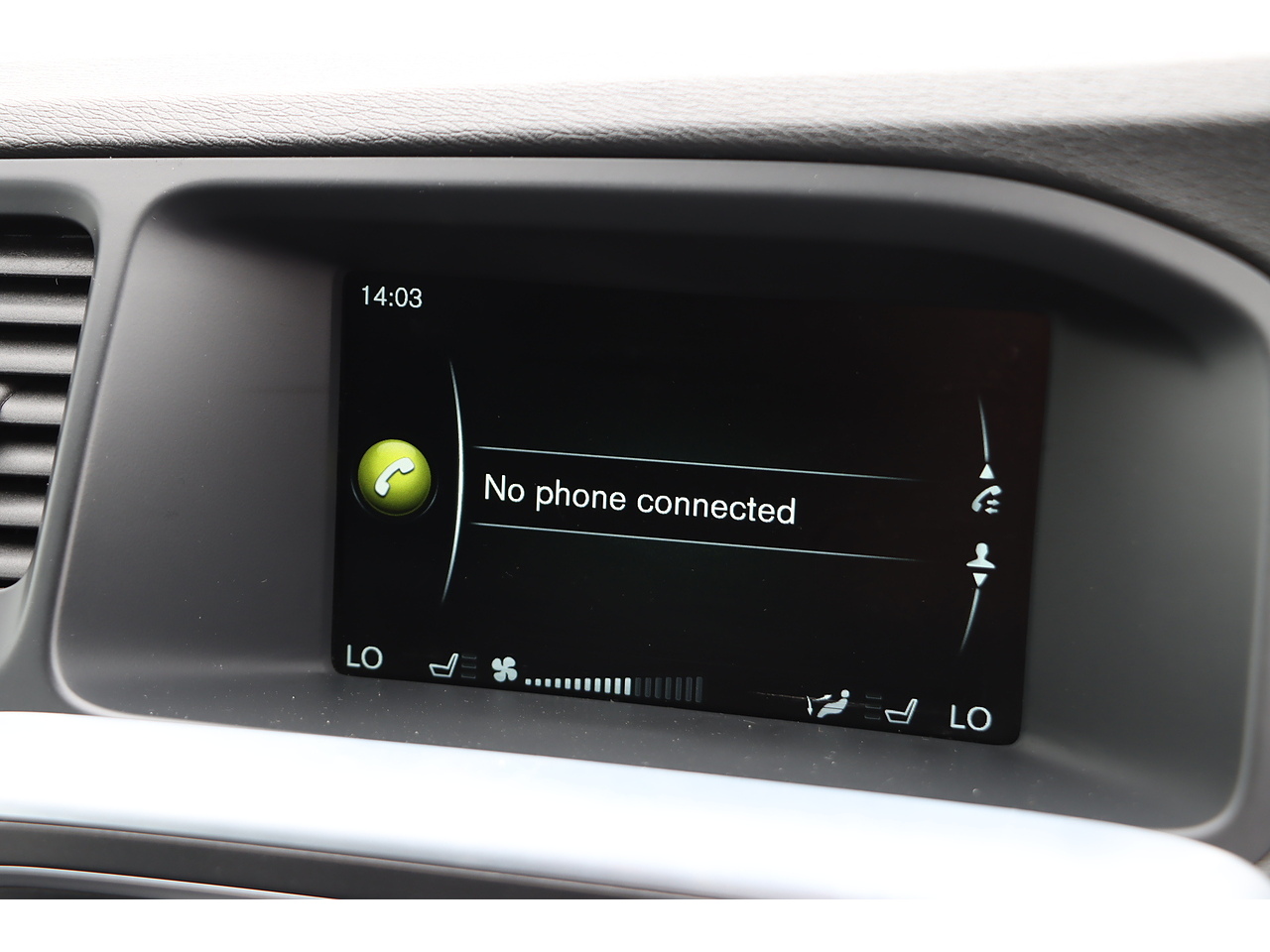 Volvo V60 T5 Se Lux - Image 6