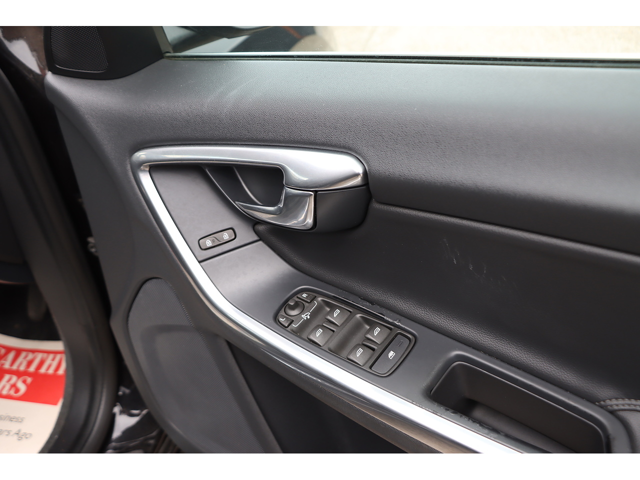 Volvo V60 T5 Se Lux - Image 17