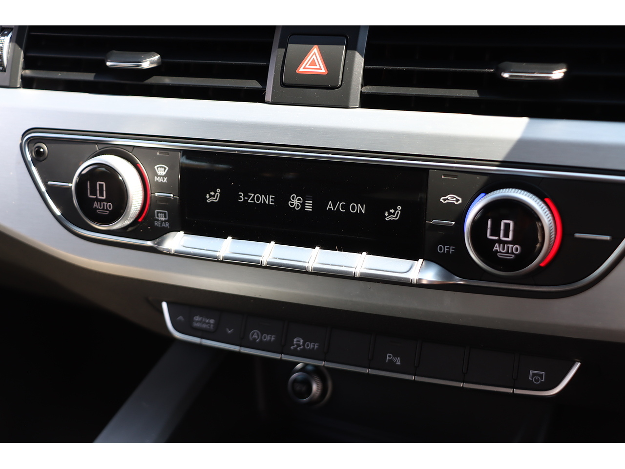 Audi A4 Avant Tfsi S Line - Image 13