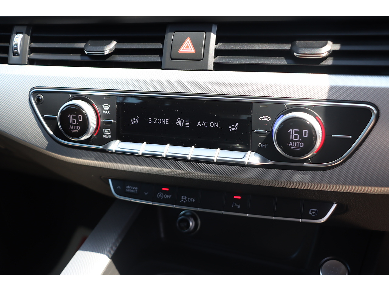 Audi A4 Avant Tfsi Sport - Image 15