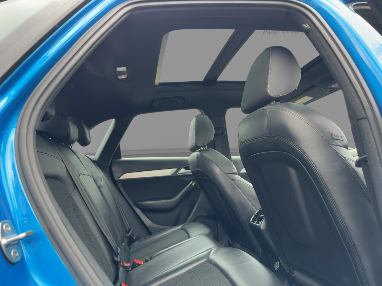 Audi Q3 Tfsi Cod S Line Edition - Image 2