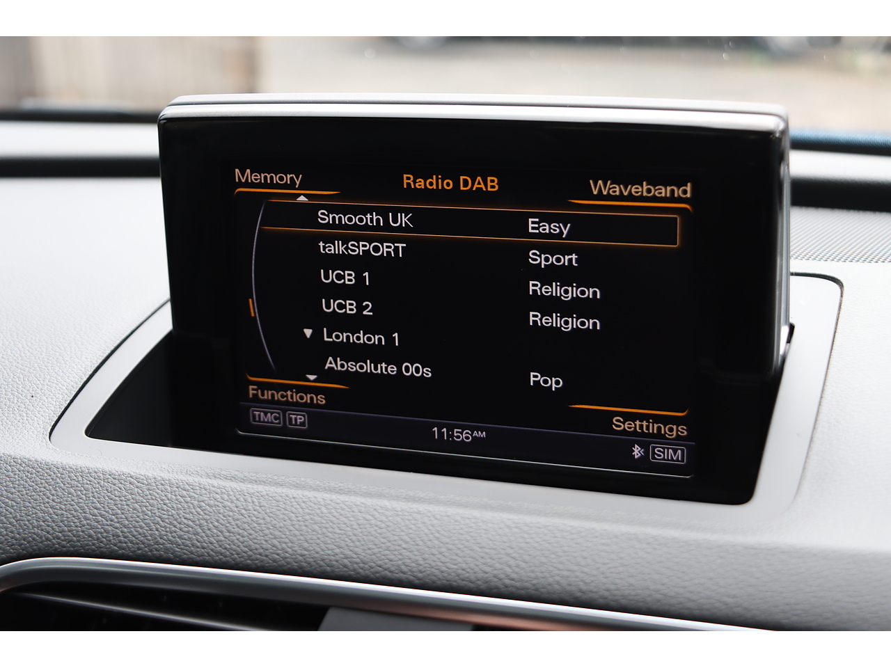 Audi Q3 Tfsi Cod S Line Edition - Image 12