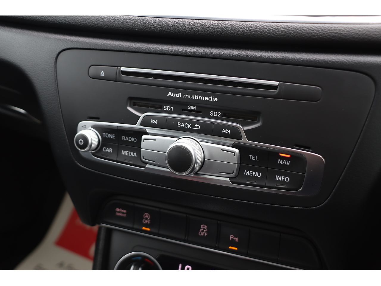 Audi Q3 Tfsi Cod S Line Edition - Image 16