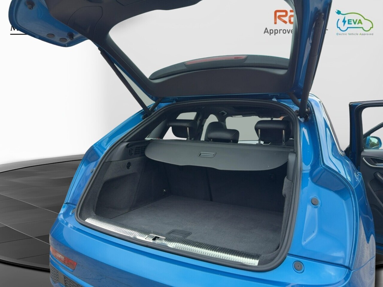 Audi Q3 Tfsi Cod S Line Edition - Image 20