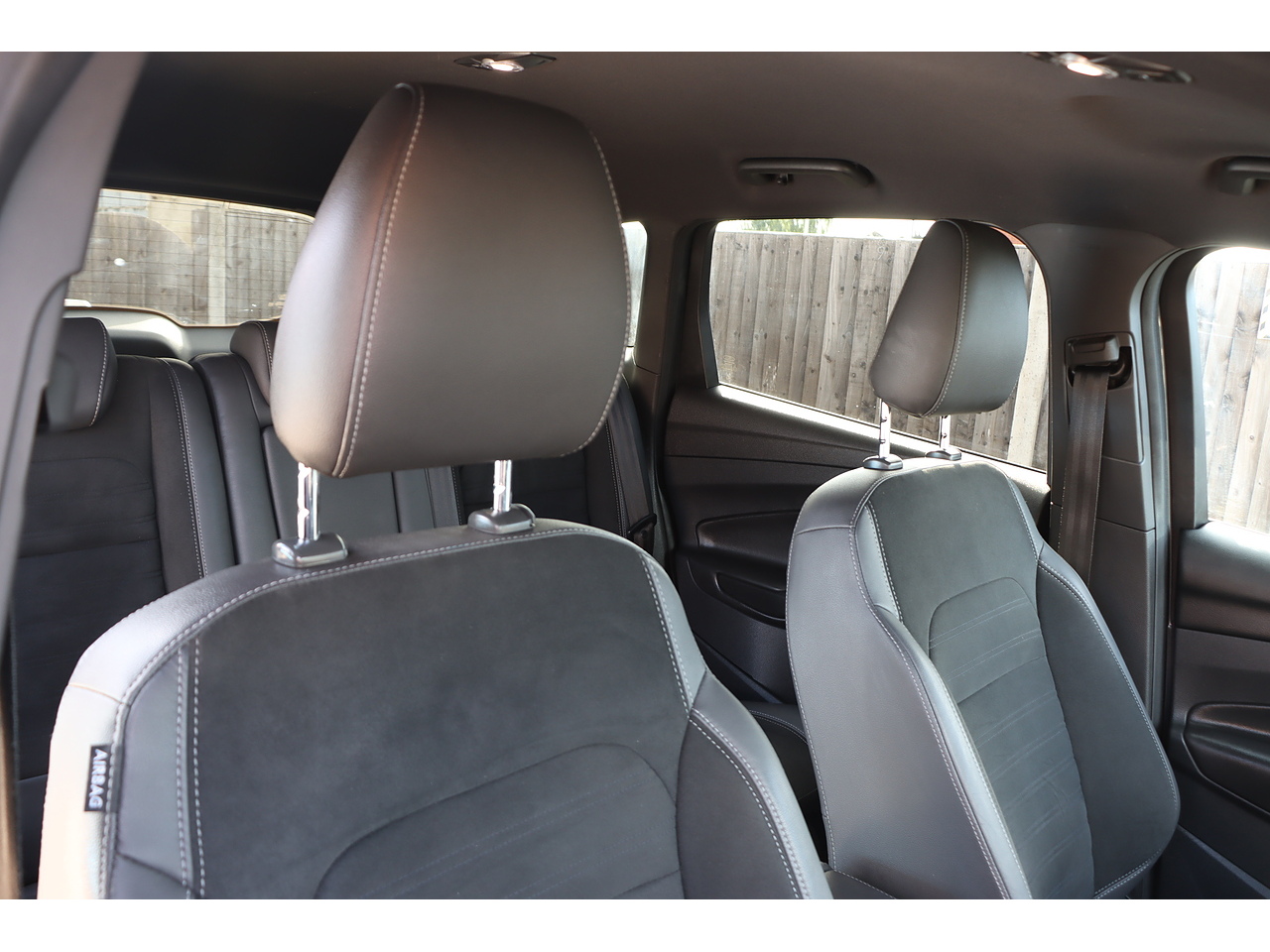 Ford Kuga T Ecoboost St Line - Image 18