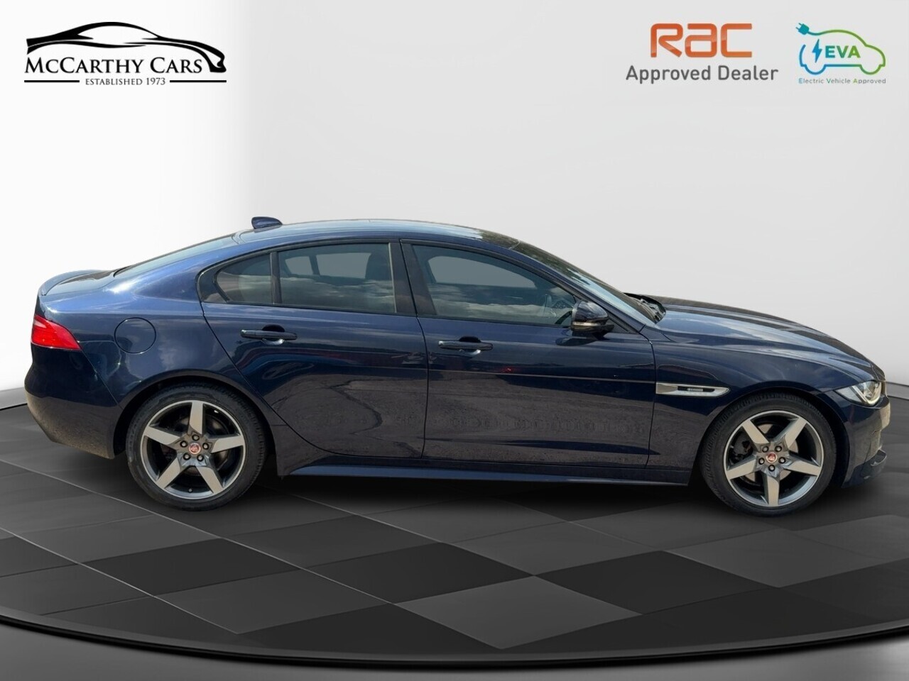 Jaguar Xe D R Sport - Image 16