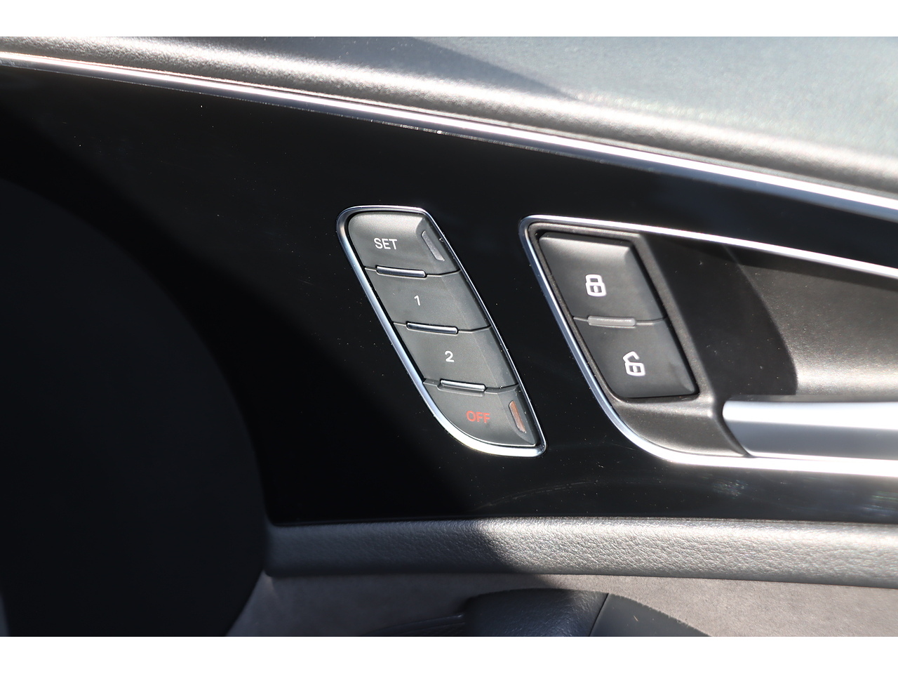 Audi A6 Avant Tfsi Black Edition - Image 15