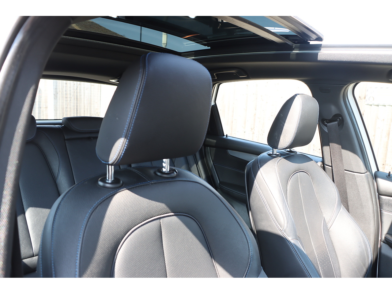 Bmw 2 Series Active Tourer 225Xe M Sport - Image 18