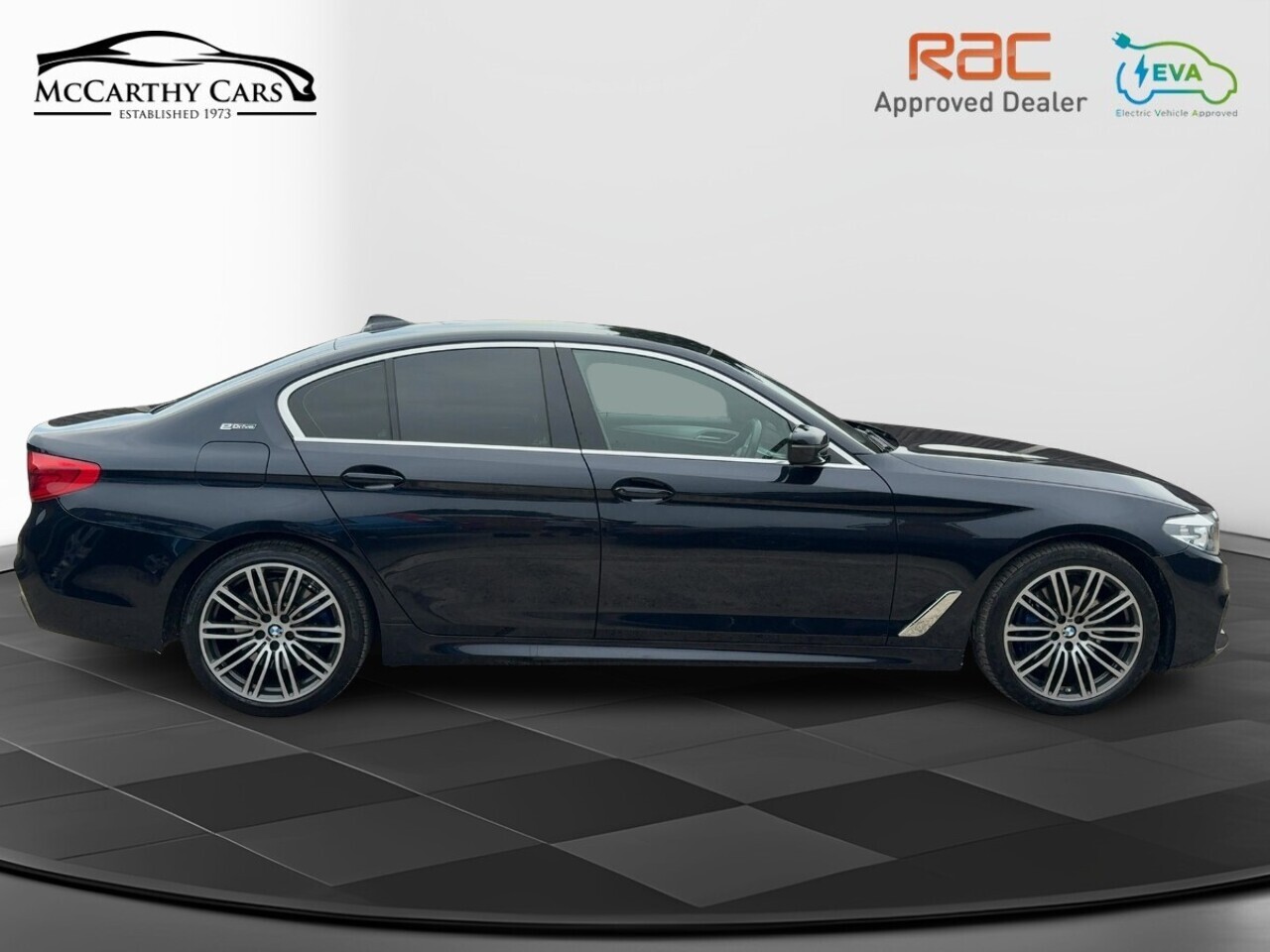 Bmw 5 Series 530E M Sport - Image 19