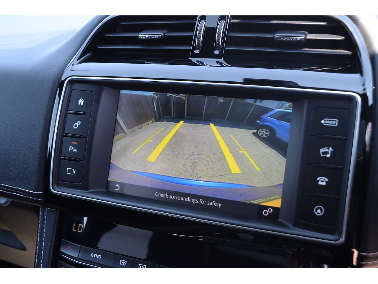 Jaguar F Pace P250I R Sport - Image 10