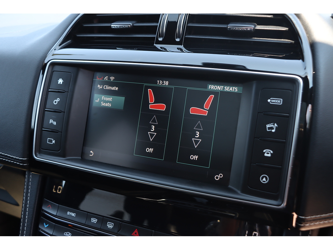 Jaguar F Pace P250I R Sport - Image 11