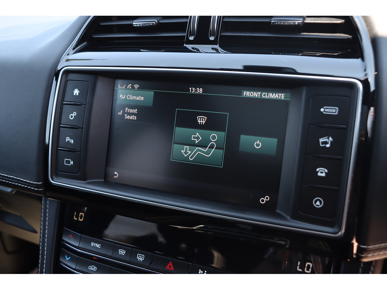 Jaguar F Pace P250I R Sport - Image 13
