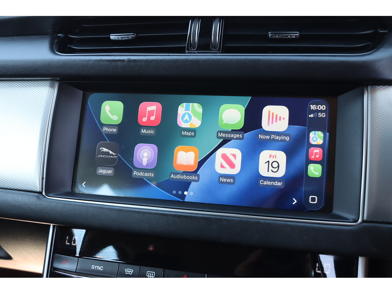 Jaguar Xf I Portfolio - Image 9
