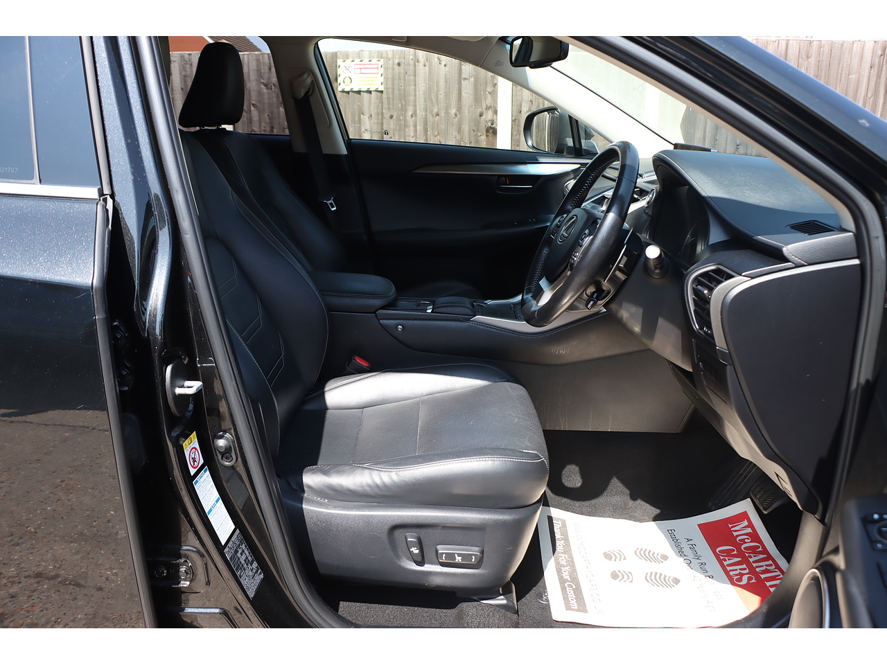 Lexus Nx 300H Luxury - Image 15