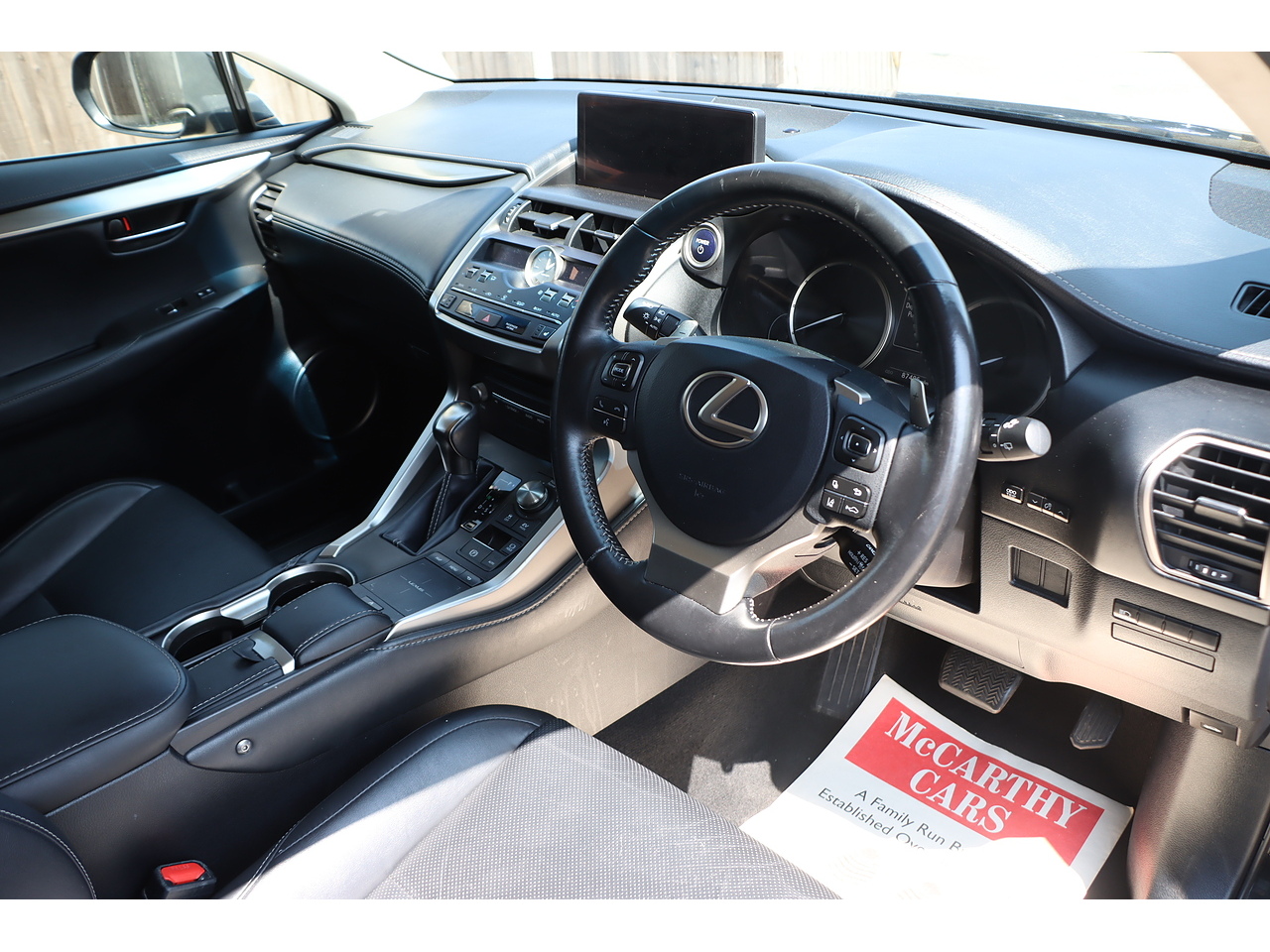 Lexus Nx 300H Luxury - Image 17