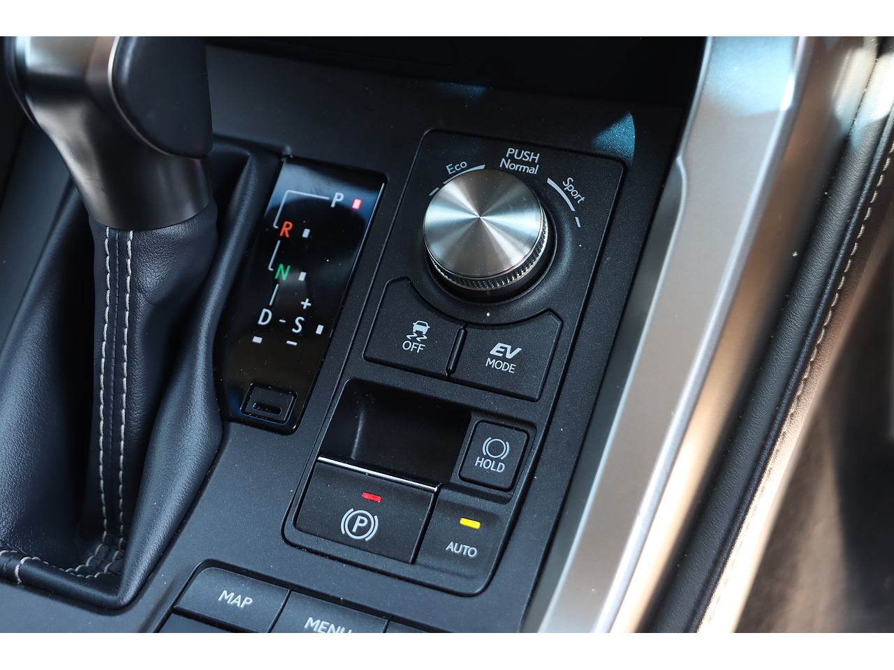 Lexus Nx 300H Luxury - Image 19