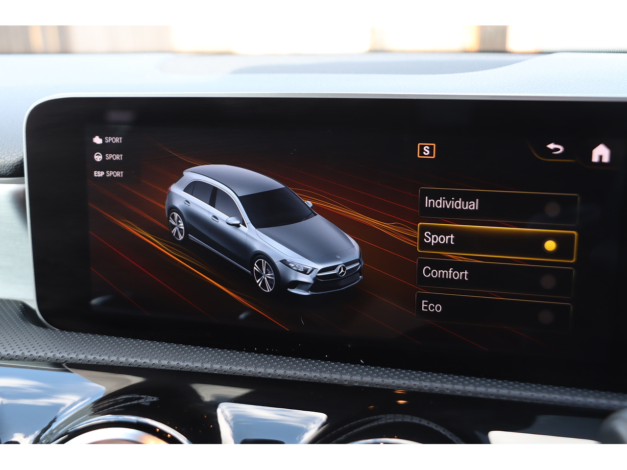 Mercedes Benz A Class A200 Amg Line - Image 12