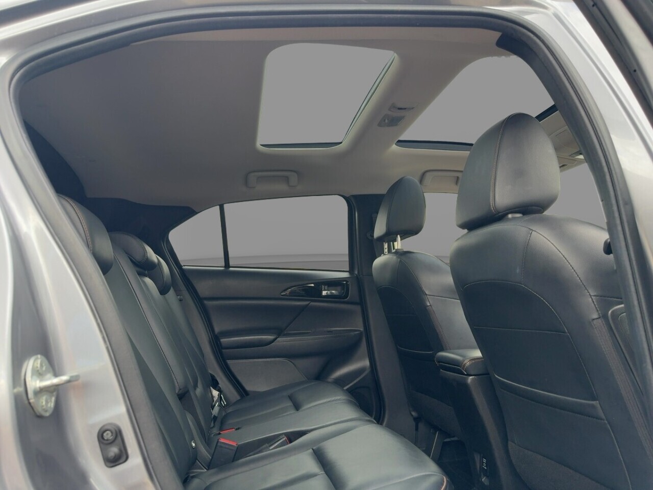 Mitsubishi Eclipse Cross T 4 - Image 2