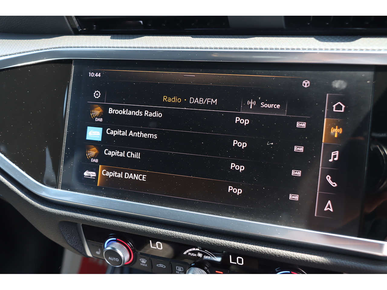 Audi Q3 Tfsi Cod S Line - Image 12