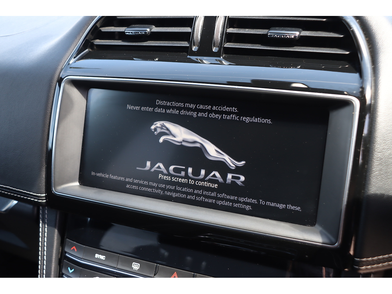 Jaguar F Pace P250I R Sport - Image 6