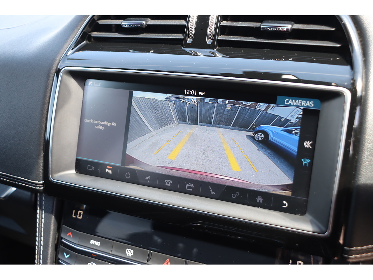 Jaguar F Pace P250I R Sport - Image 11