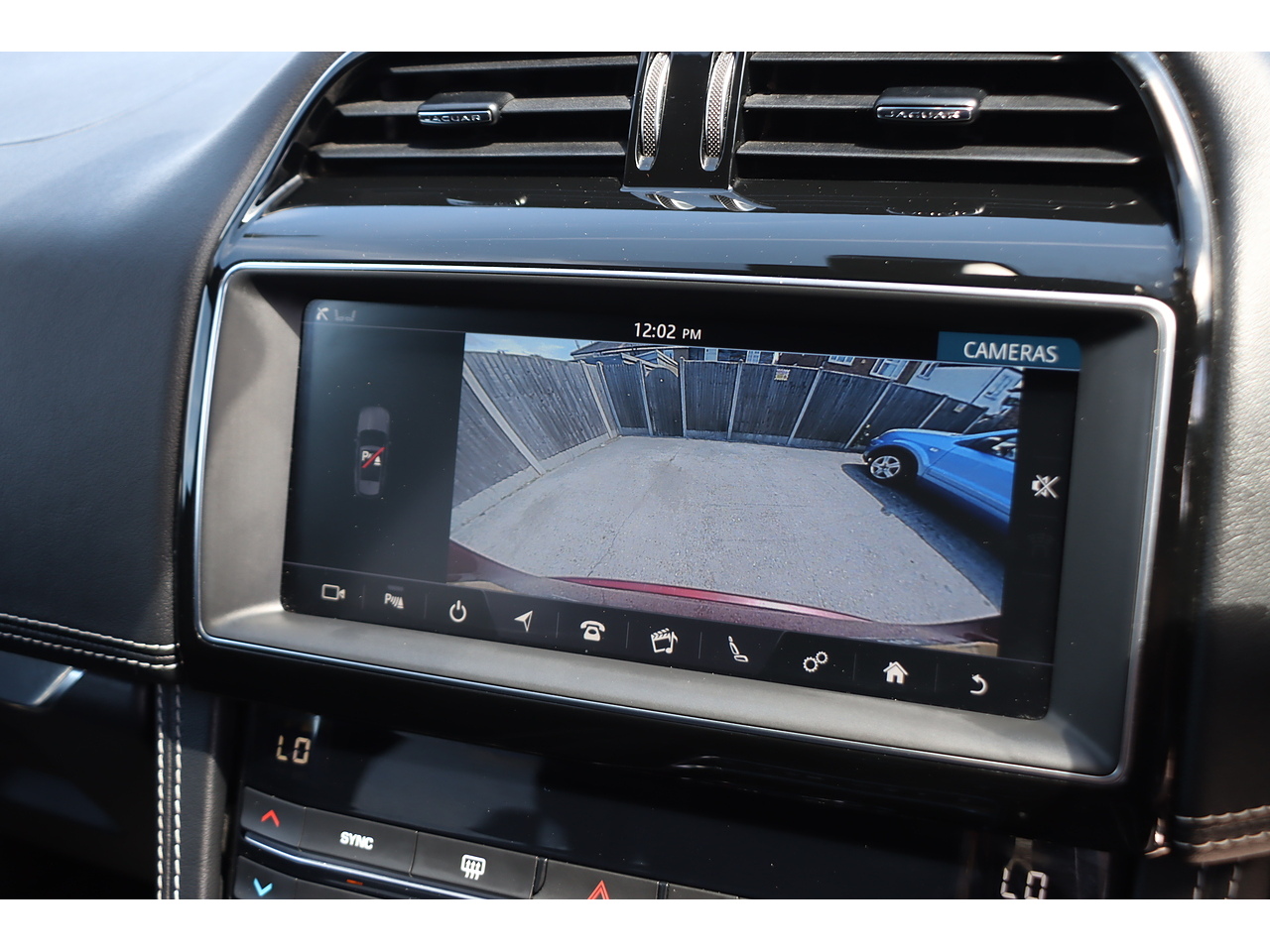 Jaguar F Pace P250I R Sport - Image 12