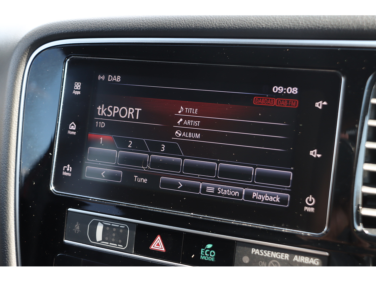 Mitsubishi Outlander H Twinmotor 4H - Image 13