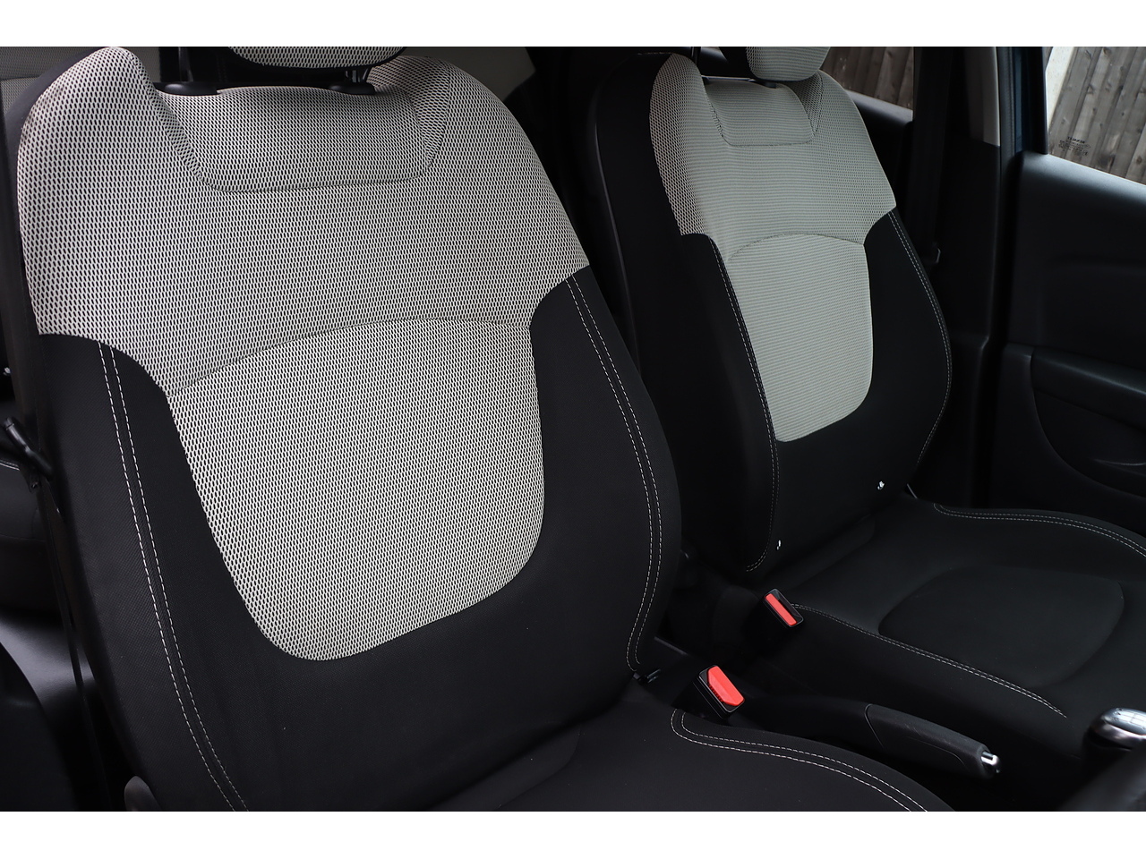 Renault Captur Tce Energy Iconic - Image 19