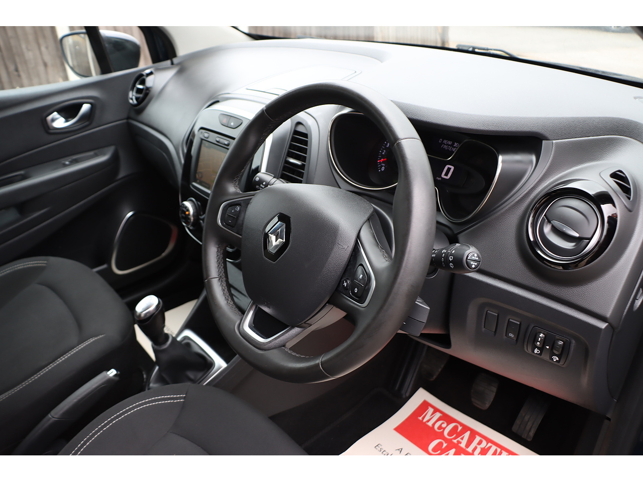 Renault Captur Tce Energy Iconic - Image 20