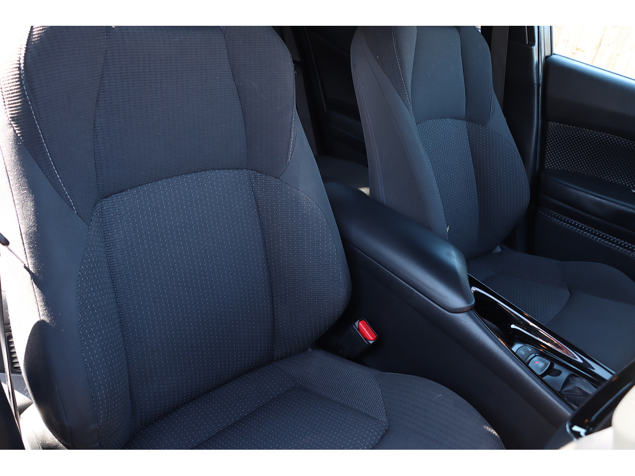 Toyota C Hr Vvt H Dynamic - Image 19