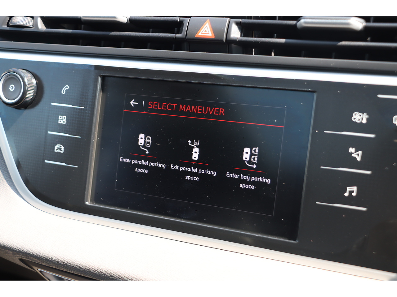 Citroen Grand C4 Spacetourer Puretech Flair Plus - Image 17