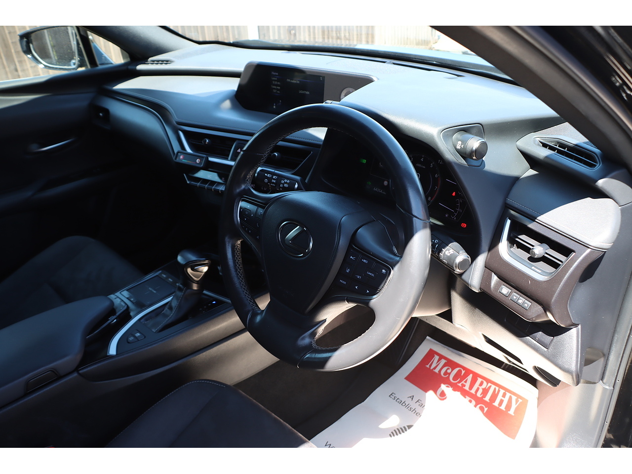 Lexus Ux 250H - Image 18